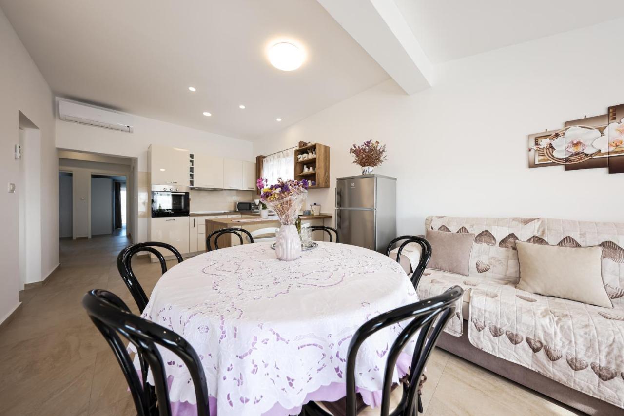 זאדאר Villa De Rosa מראה חיצוני תמונה